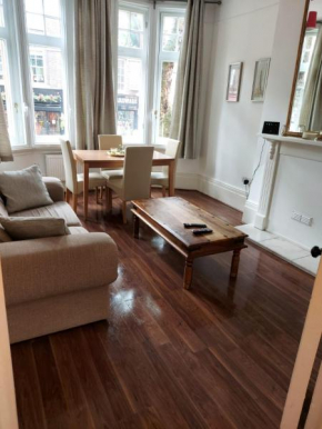1 Bed Apartment Grays Inn